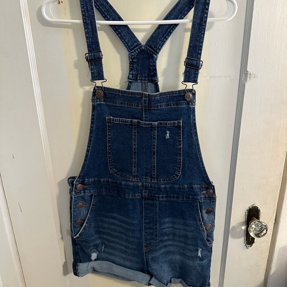 Set of 2 No Boundaries Junior Denim Overalls. - Picture 2 of 5
